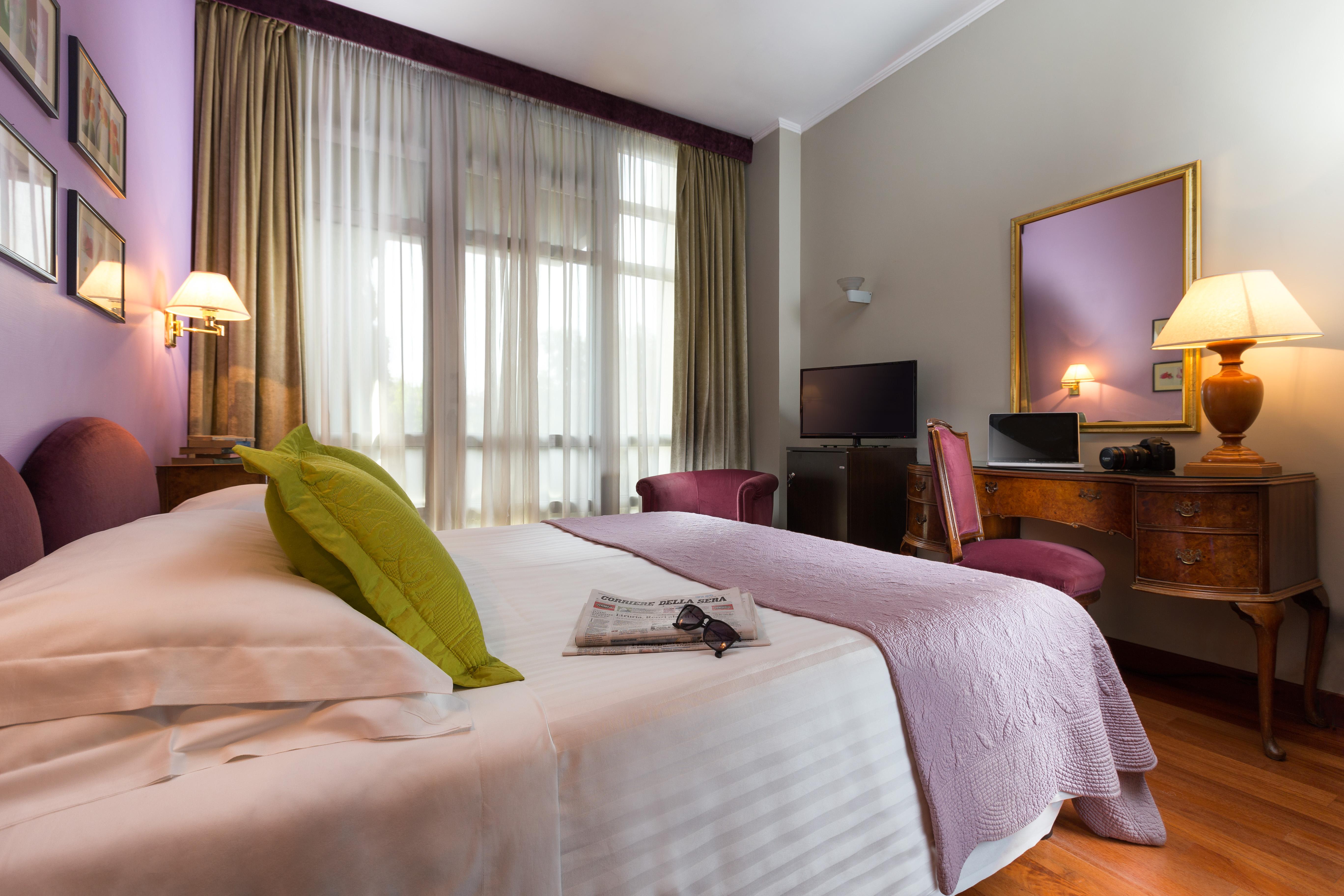 Fenix 4* Roma