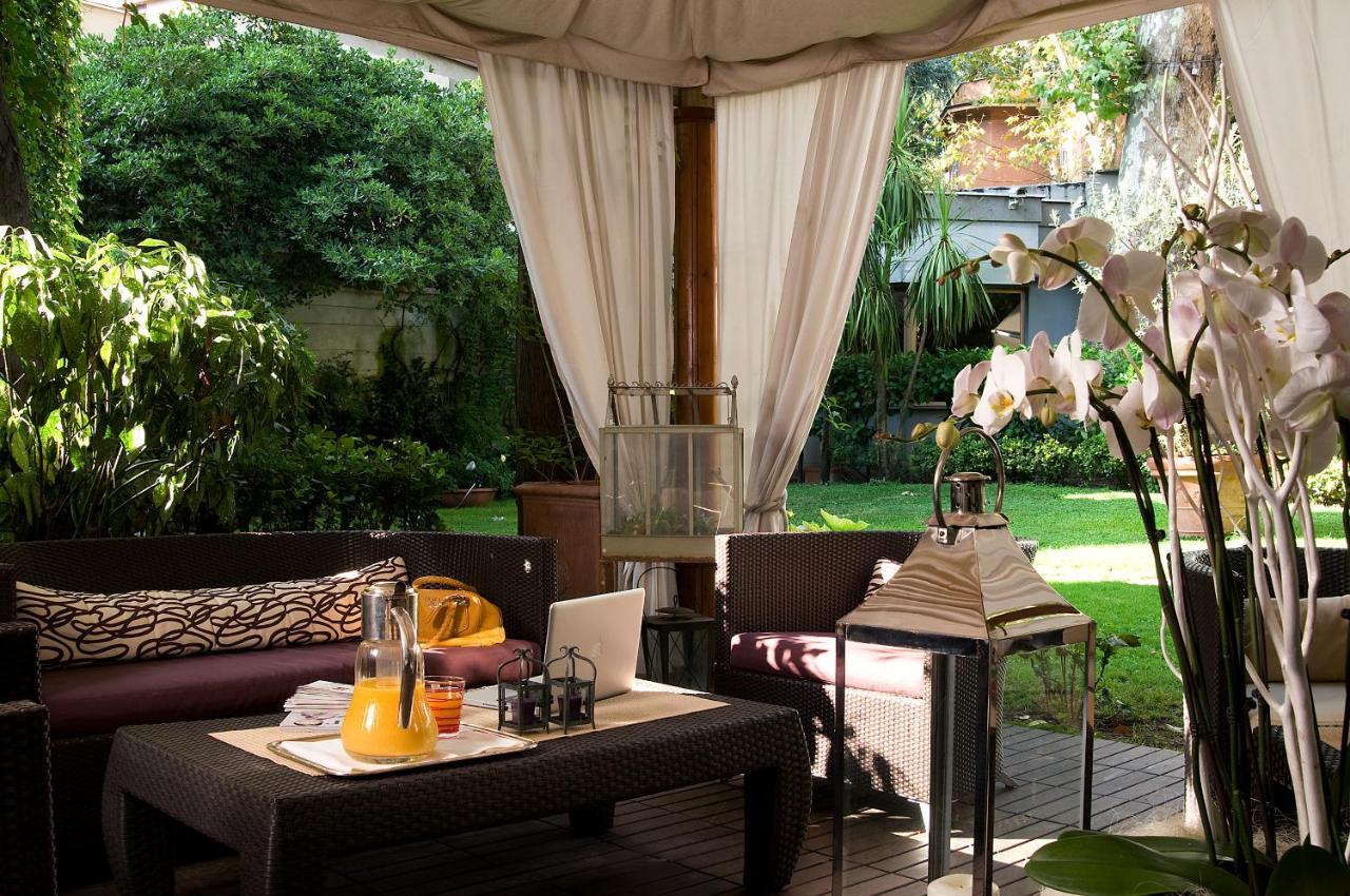 Fenix Hotel 4*
