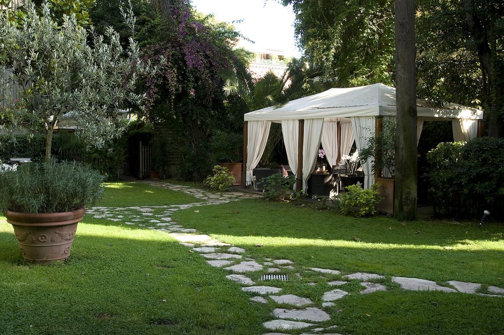 Fenix Hotel 4*